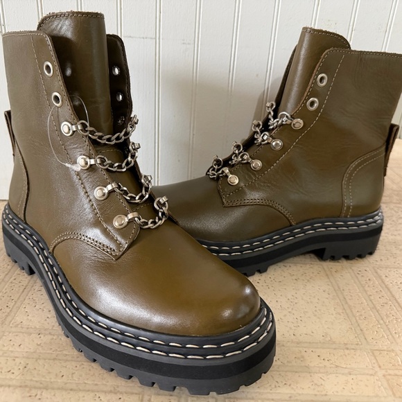 Vince Camuto Shoes - NEW Vince Camuto Popinta Chain Green Combat Boots Women’s 7.5